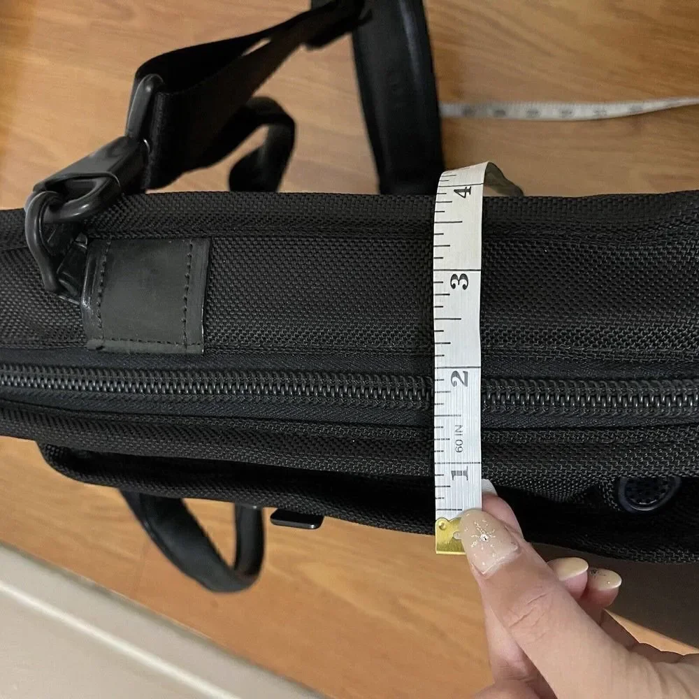TUMI Alpha Expandable Black Nylon messenger travel laptop carryon bag with strap